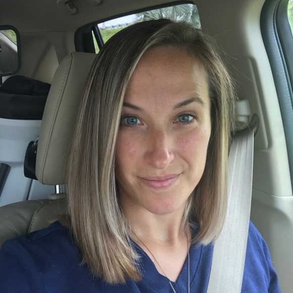 Meet your Posher, Christina - Picture 1 of 1
